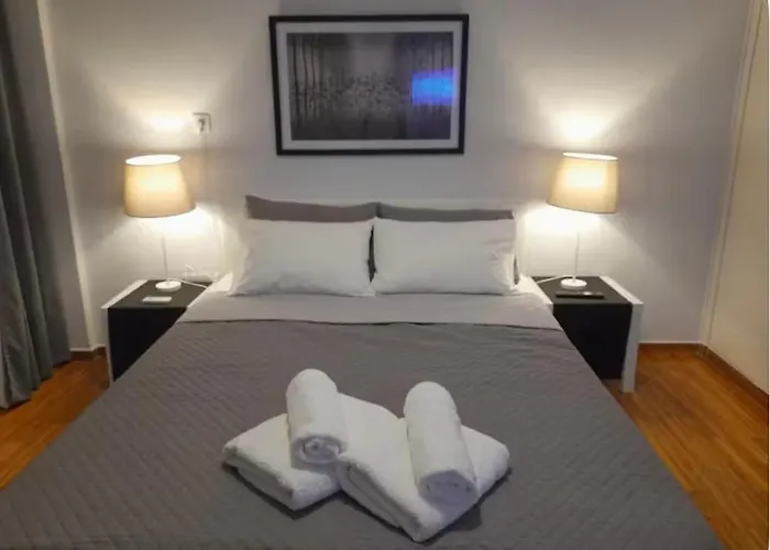 F5 Near The Sea Volos